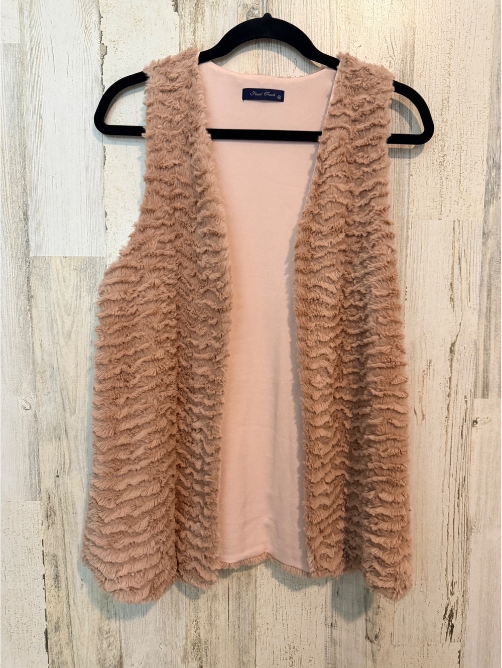 Final Touch Women’s Medium Blush Pink Faux Fur Vest USA
